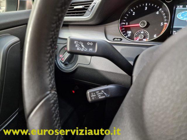 VOLKSWAGEN Passat VARIANT. 1.6 TDI DSG Comfortline