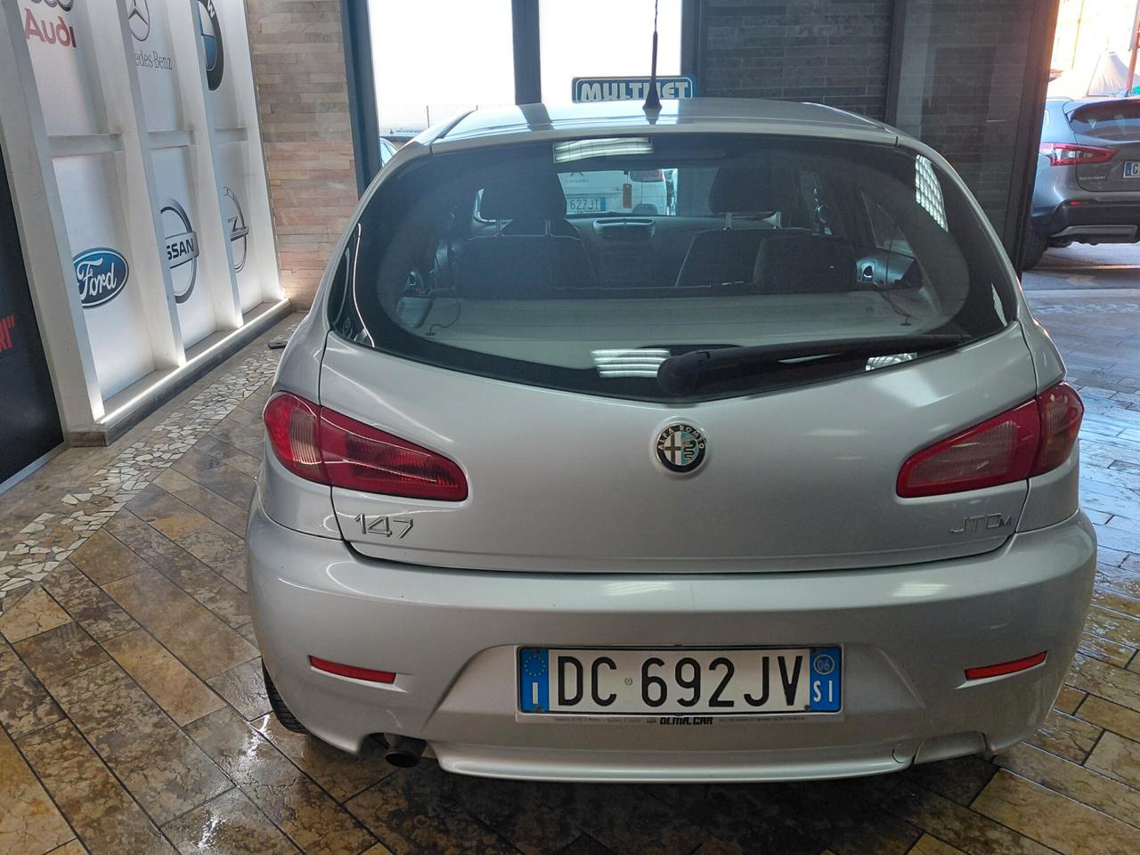 Alfa Romeo 147 1.9 JTD (120) SOLI 117000 KM