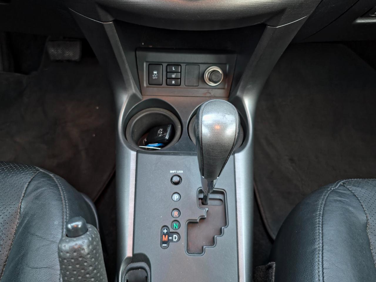 Toyota RAV 4 RAV4 Crossover 2.2 D-Cat A/T 150 CV Luxury E5 Automatica 2009