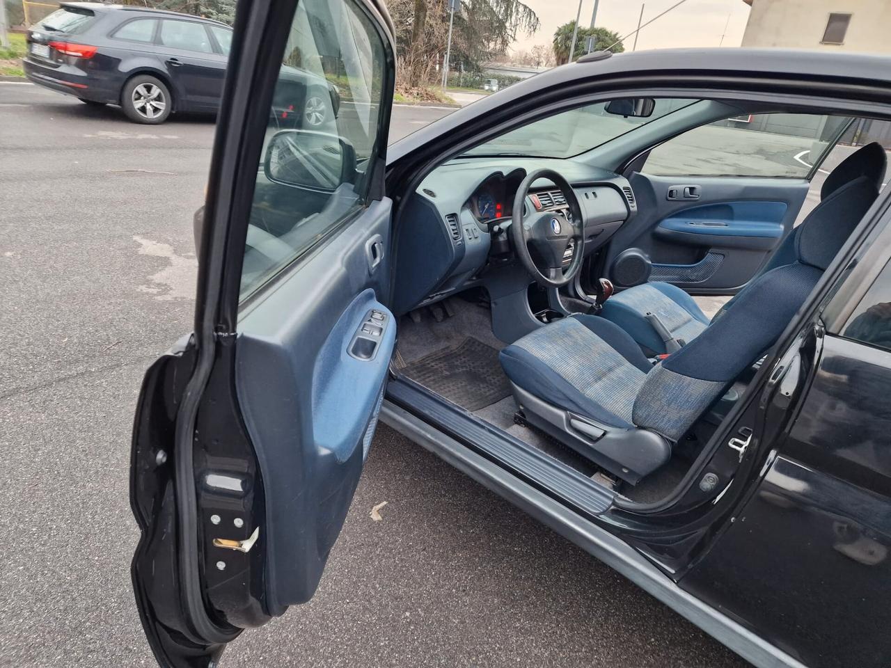 Honda HR-V 1.6i 16V cat 3 porte