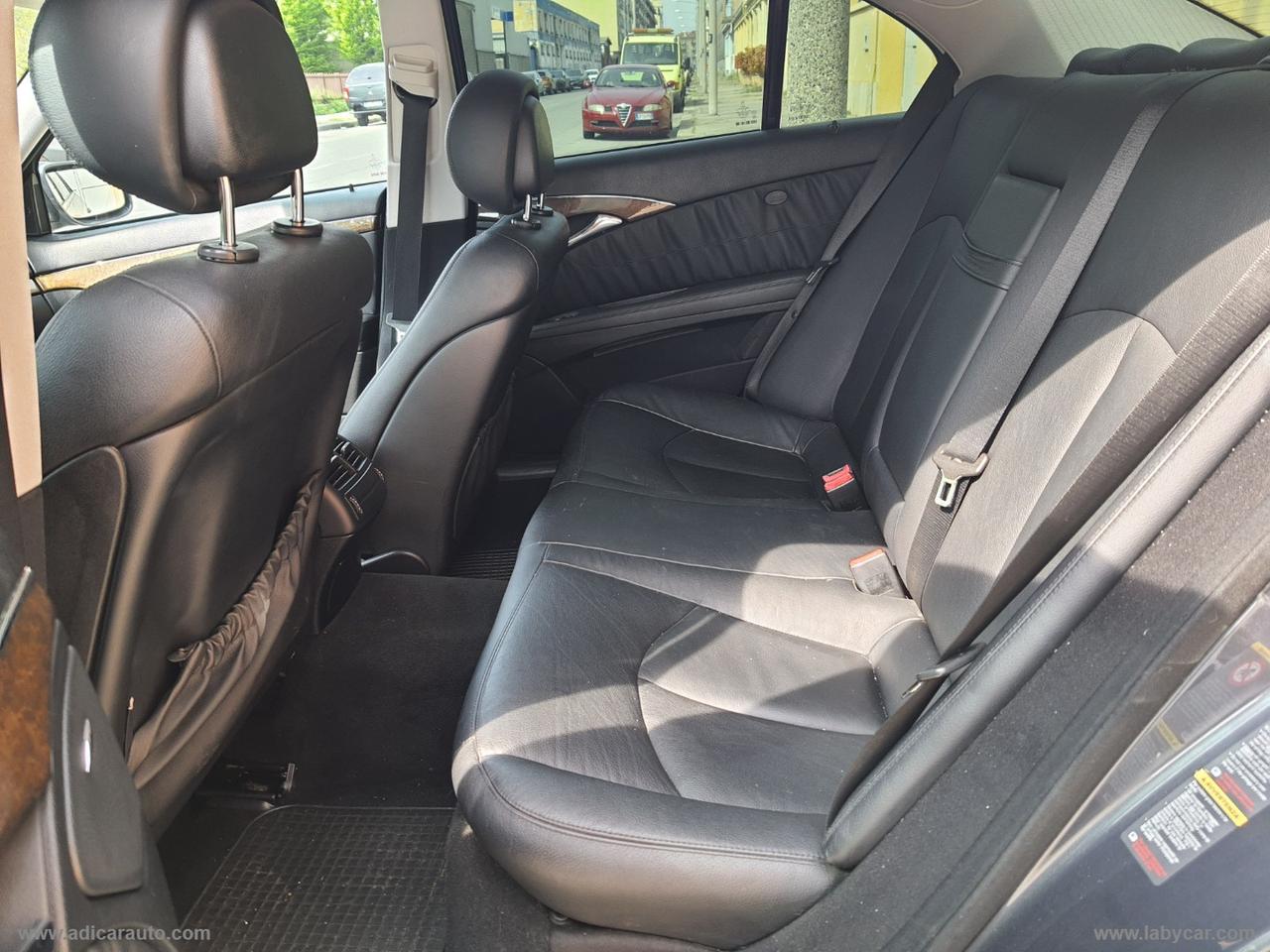 MERCEDES-BENZ E 300 Bluetec Avantgarde