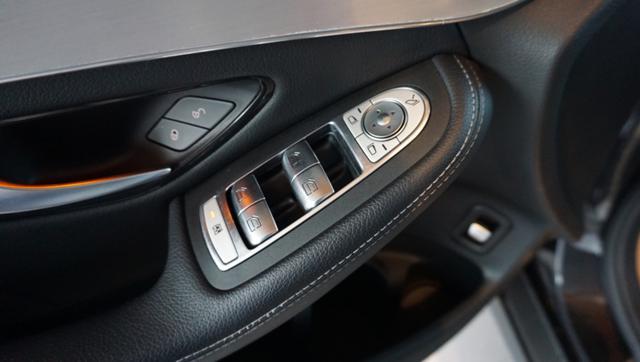 MERCEDES-BENZ GLC 300 de 4Matic EQ-Power Premium