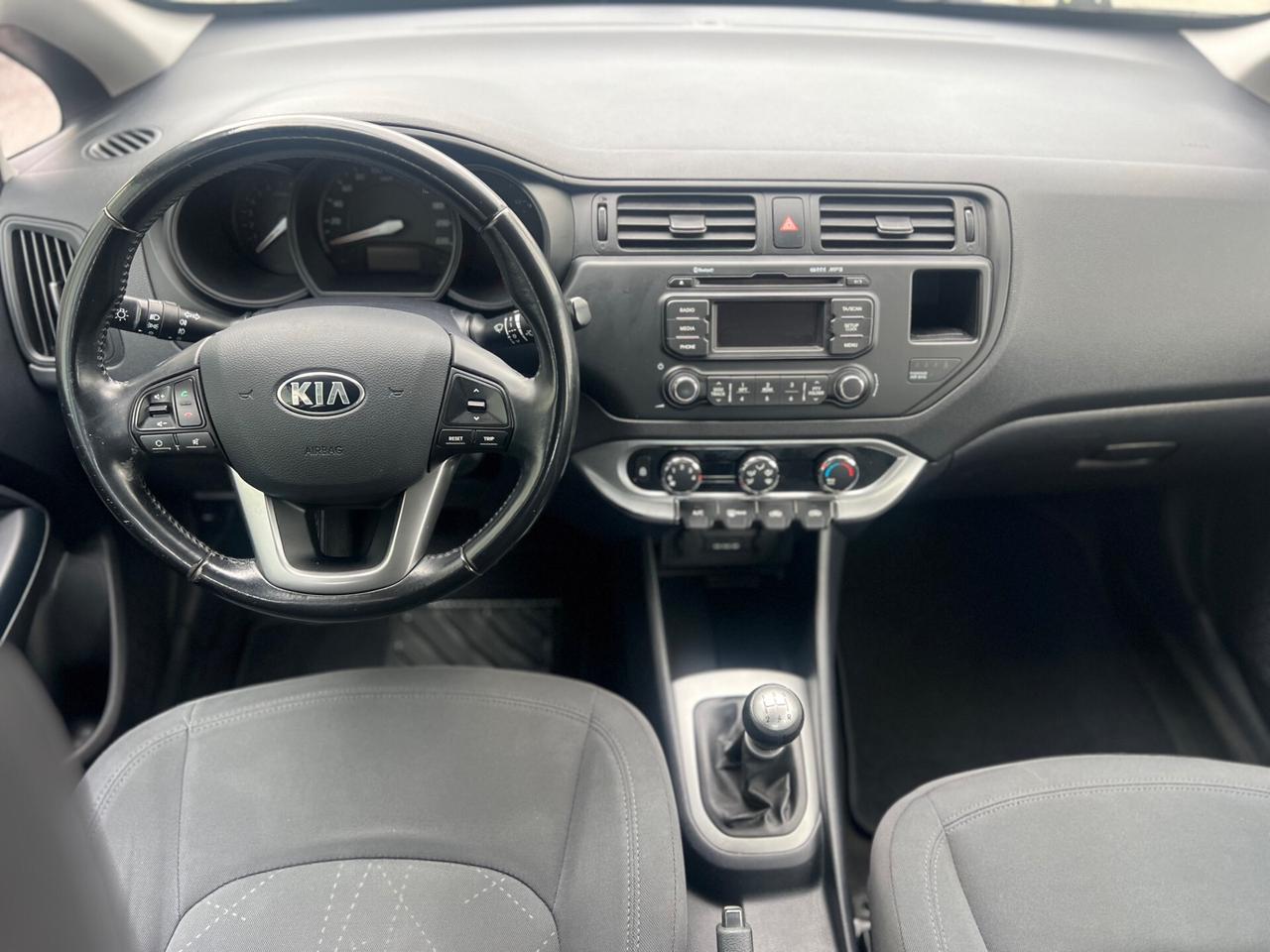 Kia Rio 1.2 benzina - adatta anche a neopatentati