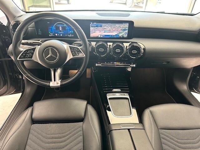 Mercedes-benz A 180 d Automatic Business Extra 2023 67.000KM