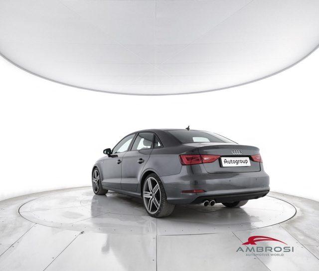 AUDI A3 2.0 TDI S-Line Ambiente