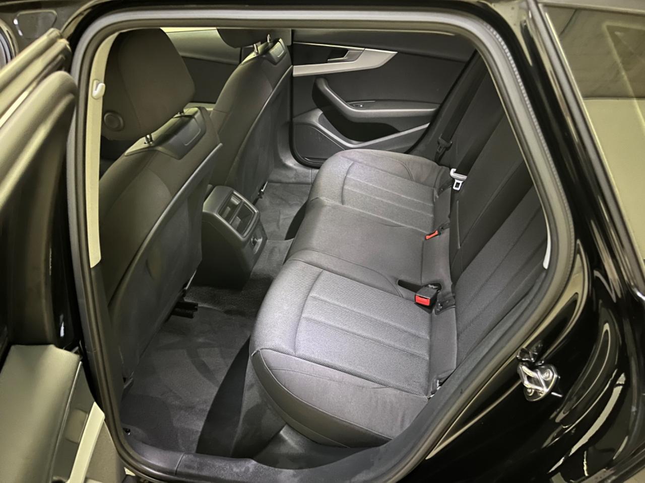 Audi A4 Avant 40 TDI S tronic 12/2021