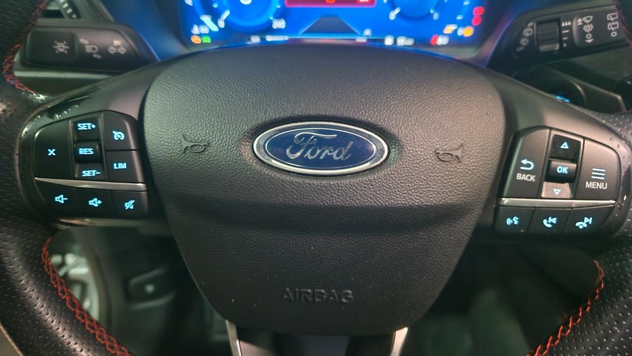 Ford Kuga 1.5 EcoBoost 2WD ST-Line Retrocam navi usb