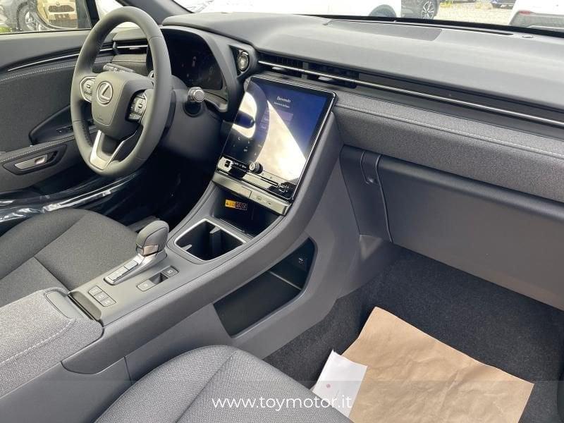 Lexus LBX Hybrid Class