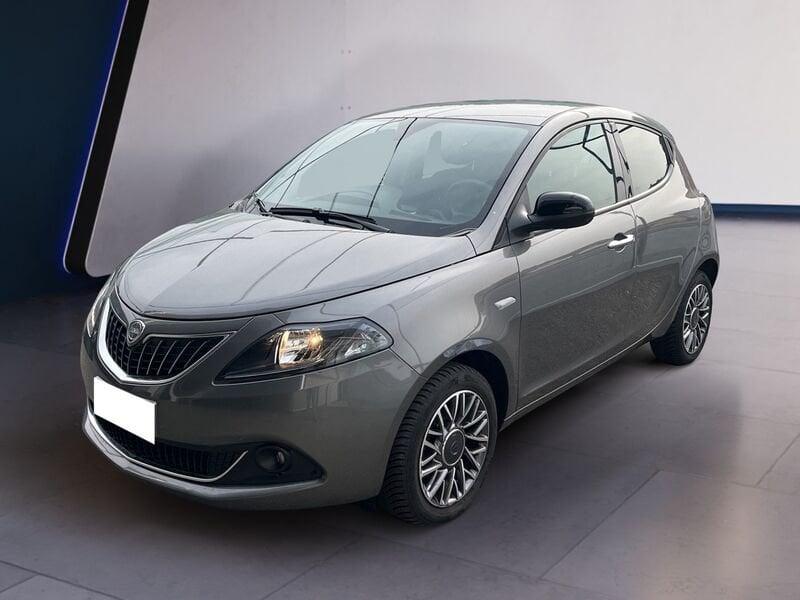 Lancia Ypsilon III 2021 1.0 firefly hybrid Gold s&s 70cv