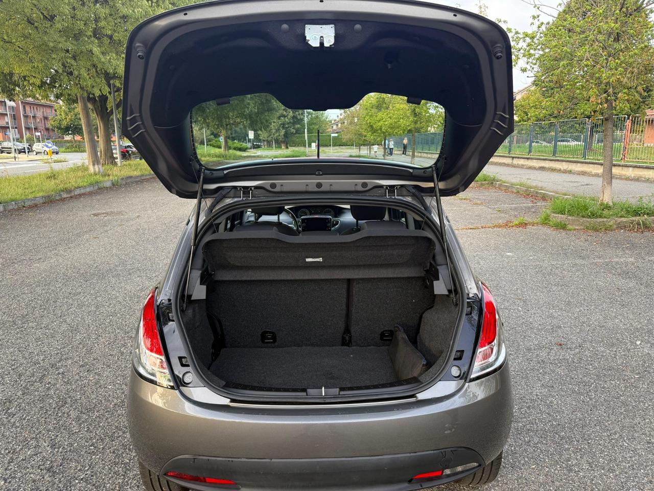 Lancia Ypsilon 1.2 69 CV 5 porte GPL Ecochic