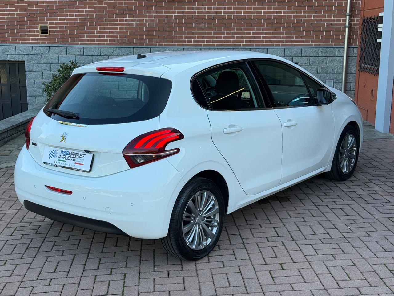Peugeot 208 Stop&Start 5 porte Allure
