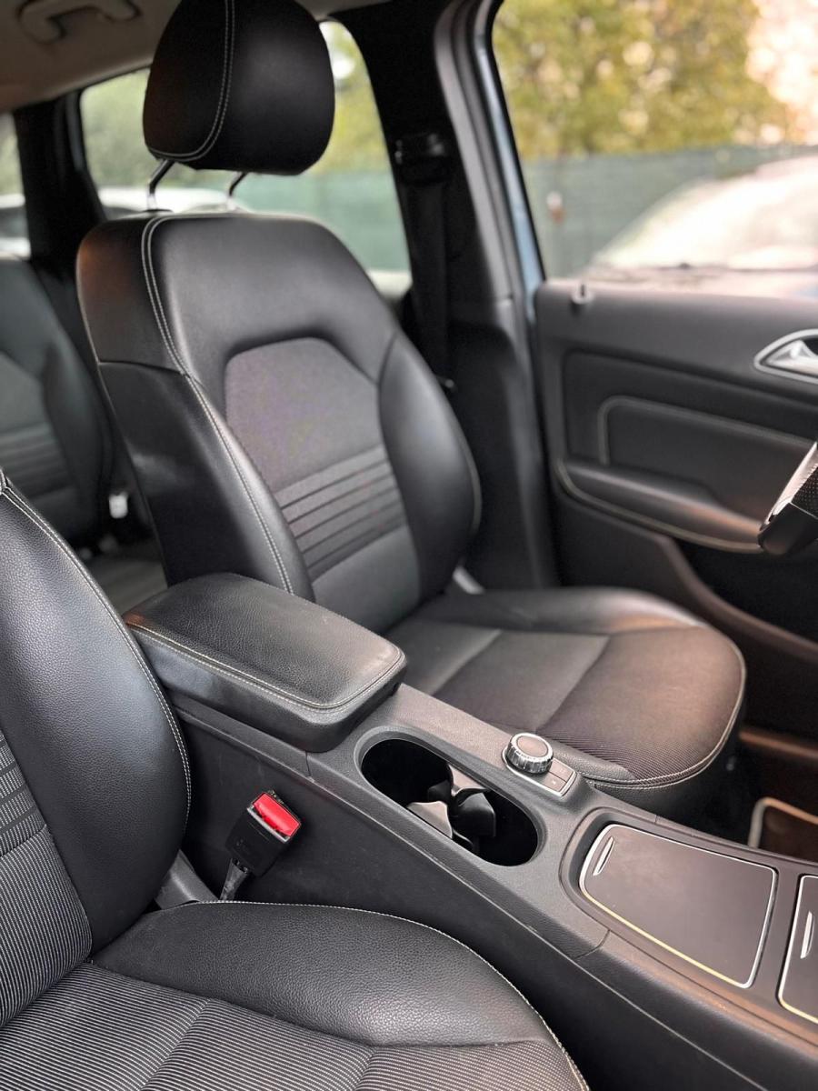 MERCEDES - Classe B - B 200 Automatic 4Matic Premium