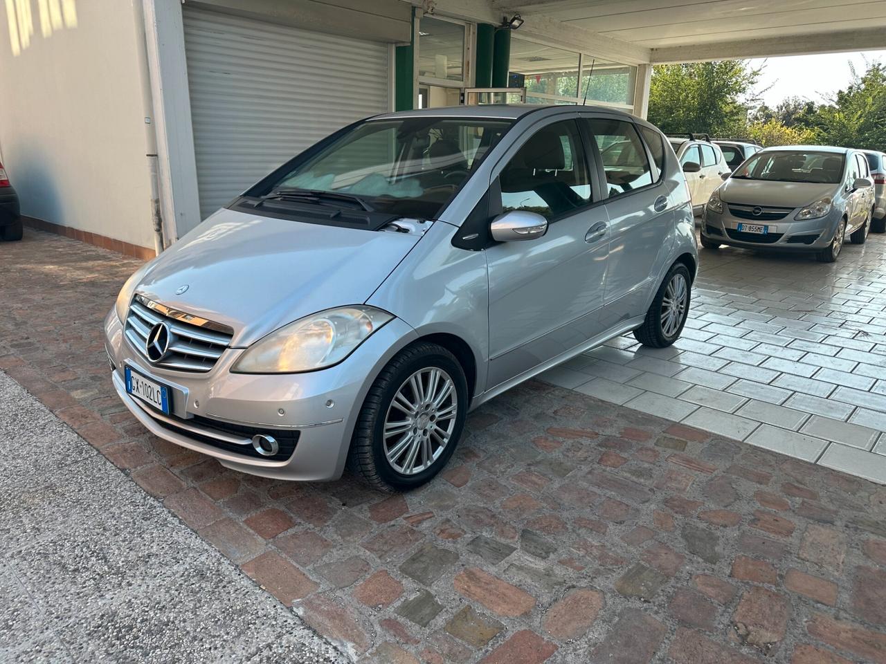 Mercedes-benz A 180 CDI (12 RATE)