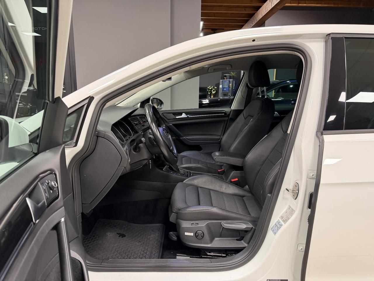 Volkswagen Golf 1.6 TDI 110 CV DSG 5p. Highline BlueMotion Technology