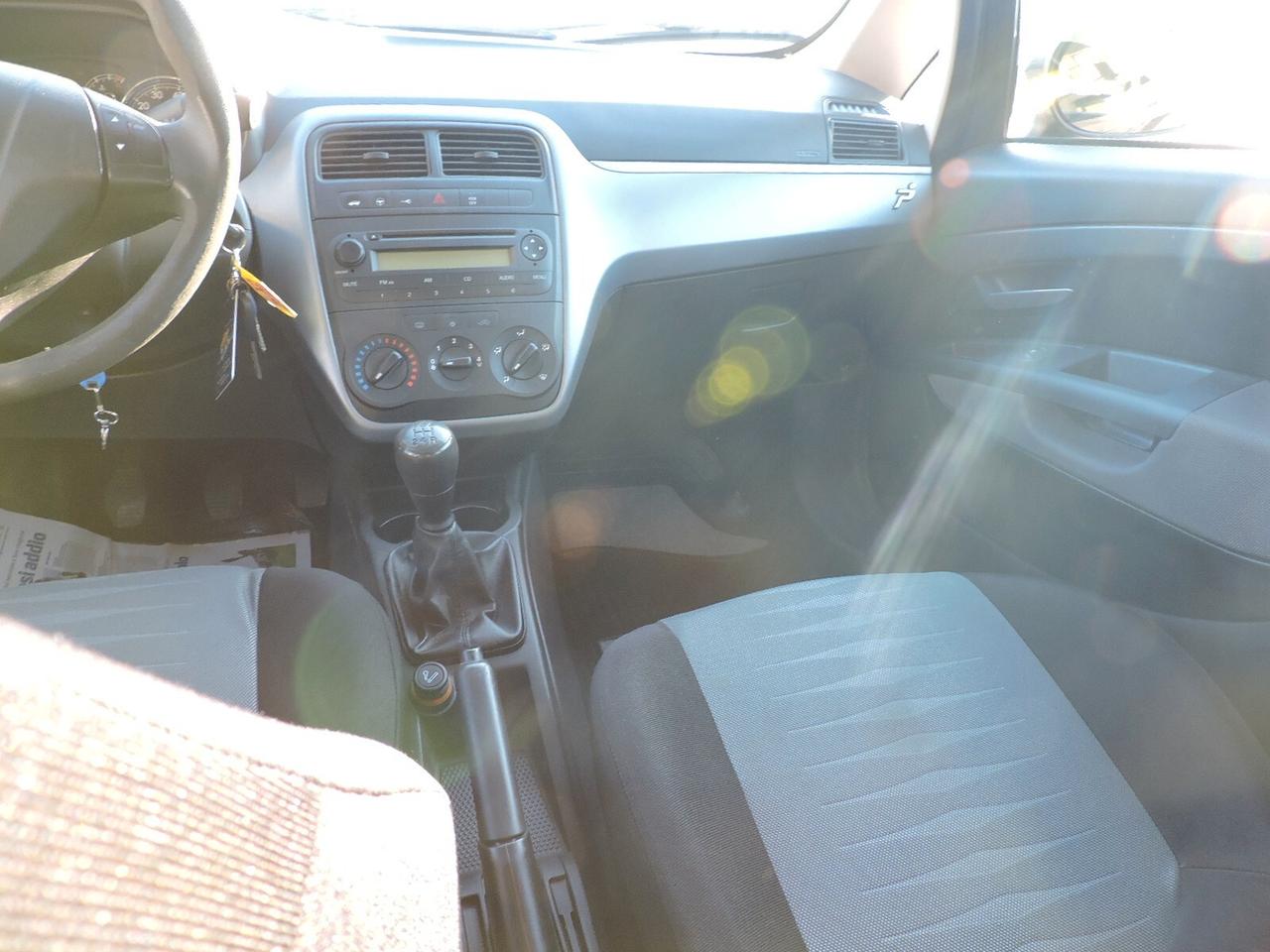 Fiat Grande Punto 1.3 MJT 75 CV 5 porte Dynamic