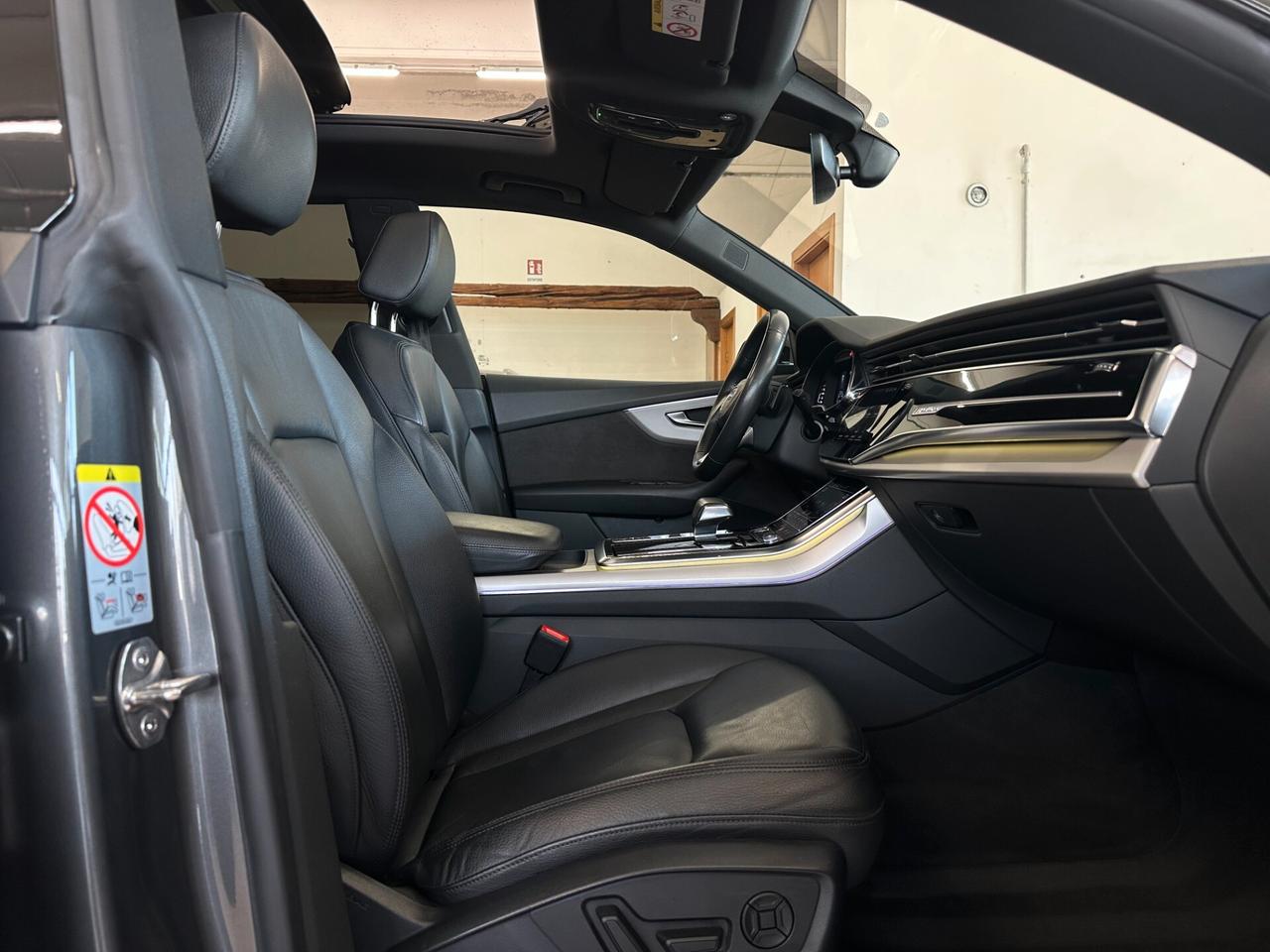 AUDI Q8 50TDI QUATTRO *TETTO*MATRIX*B&O*RADAR*PACKLUCI*CARPLAY