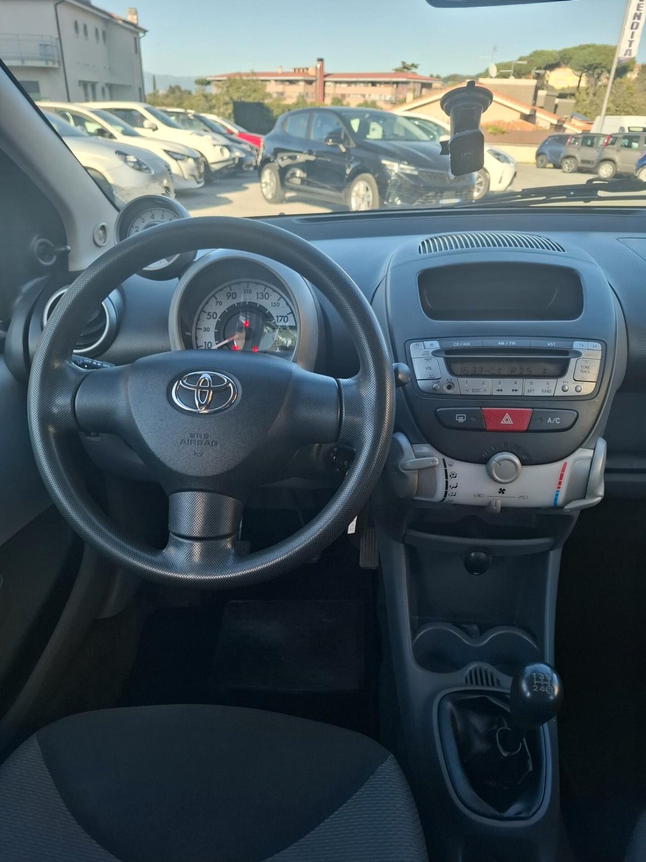 Toyota Aygo 1.0 12V VVT-i 5 porte Sol - 2006