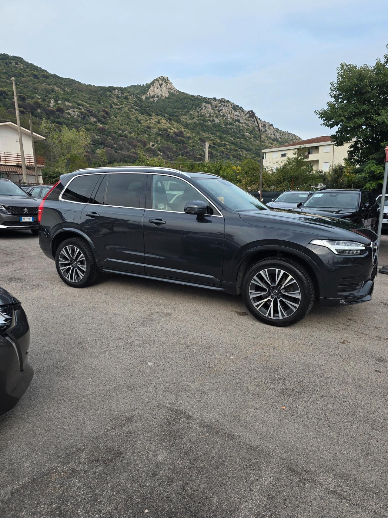 Volvo XC 90 XC90 B5 (d) AWD Geartronic 7 posti Momentum