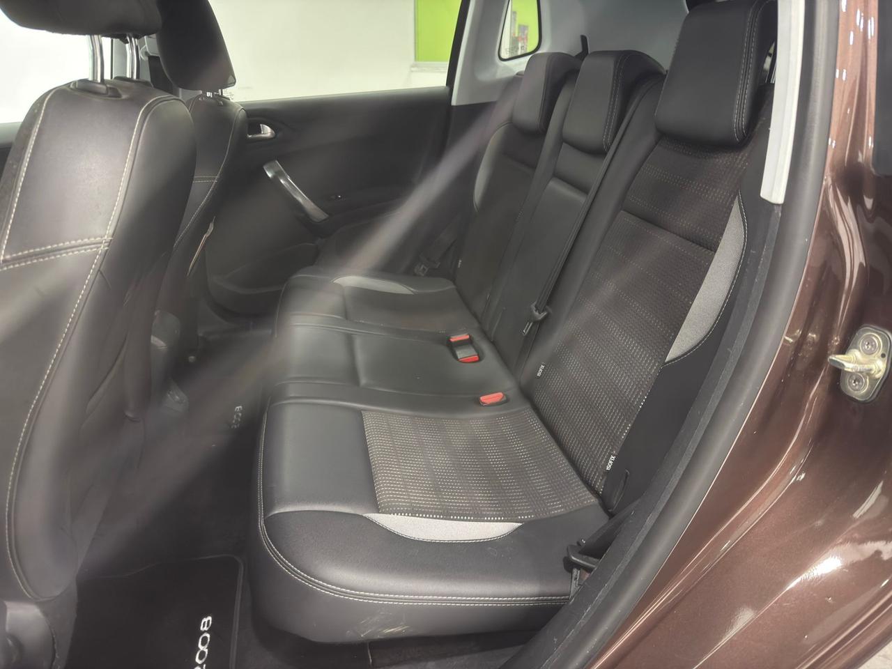 Peugeot 2008 1.2 VTi 82CV Allure