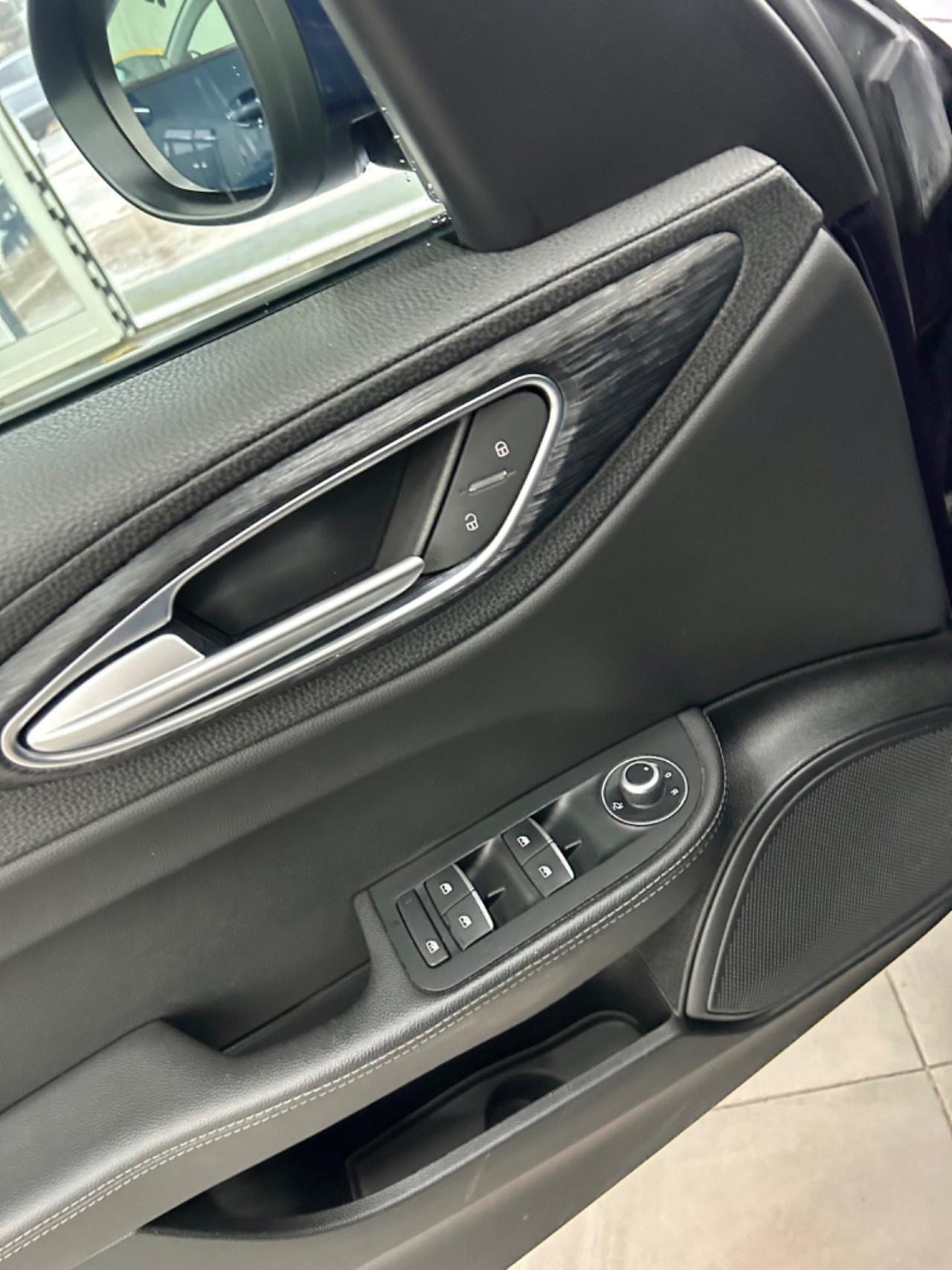 Alfa Romeo Giulia 2.2 Turbodiesel 160 CV AT8 Sprint