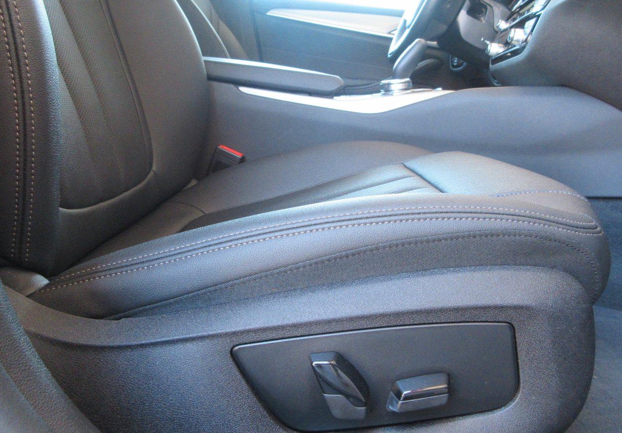 BMW 520 d Touring mhev 48V xdrive Business auto