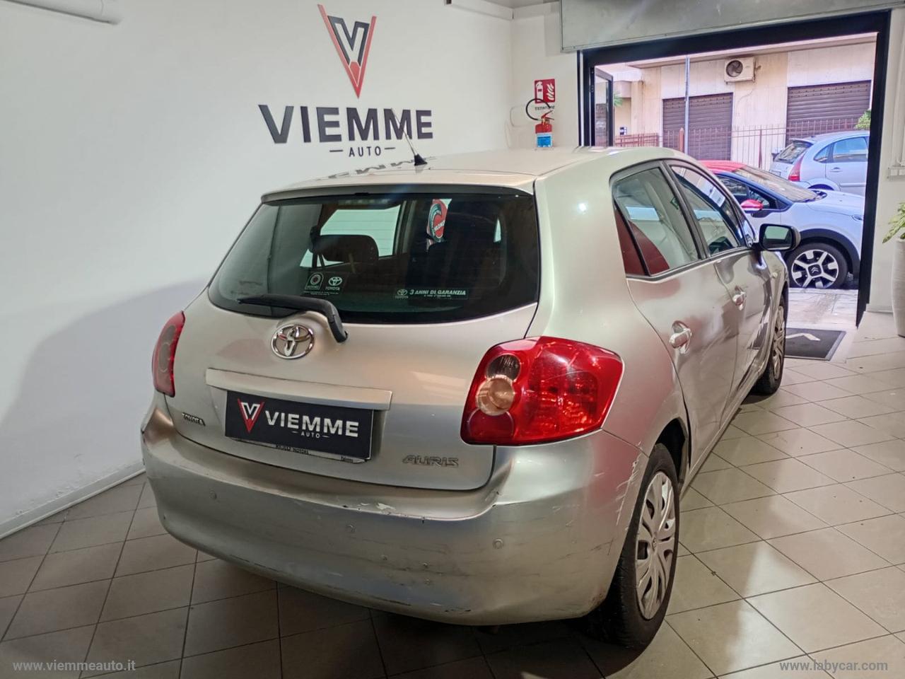 TOYOTA Auris 1.4 D-4D 5p. Sol MY 08