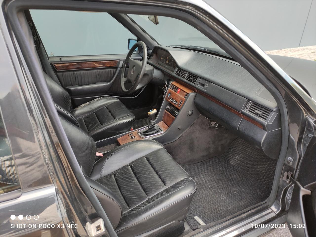 Mercedes-benz 200 MERCEDES BENZ AG 124 200 TE