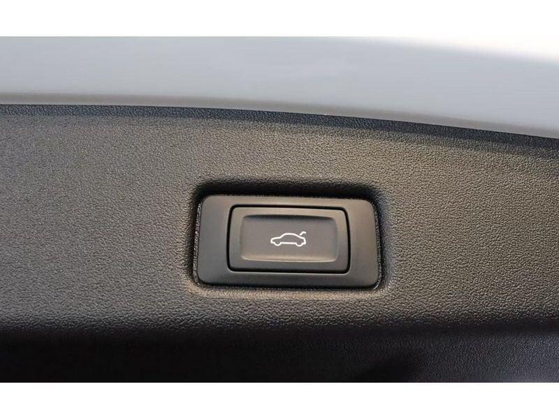 Audi Q5 TFSI 150kW S tronic S Line Edition Black Pack Gancio 20"