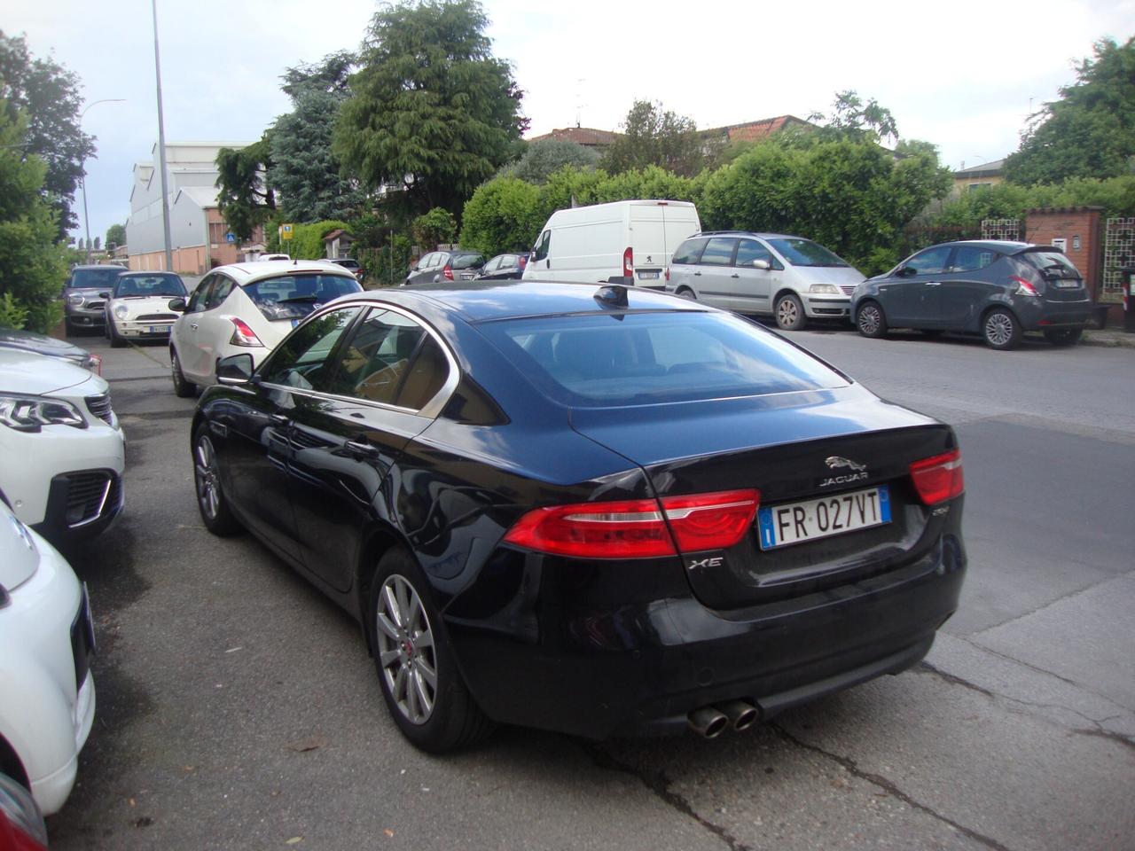 Jaguar XE 2.0 D 180 CV aut. Prestige