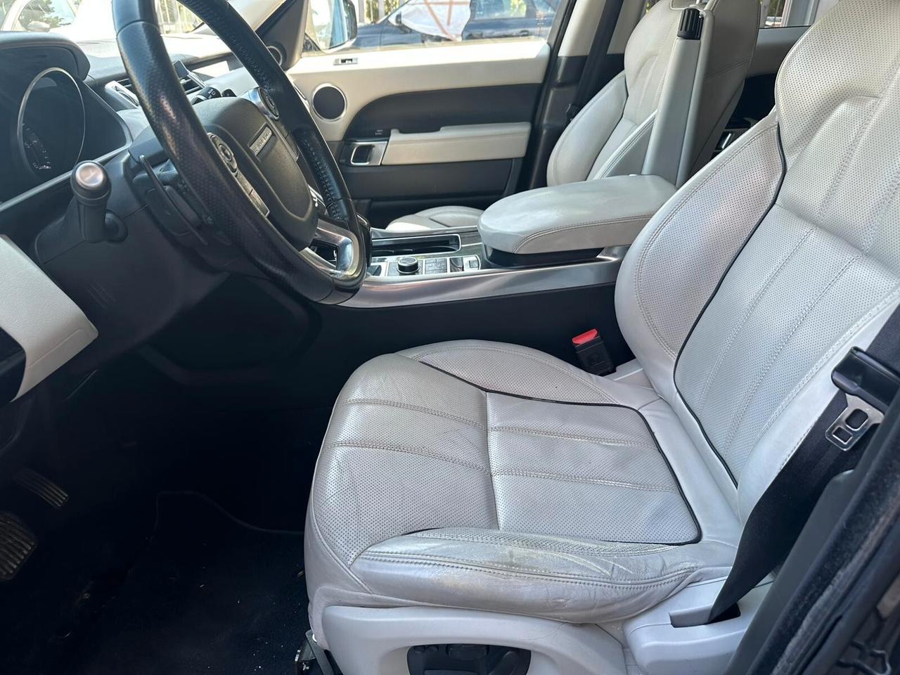 Land Rover Range Rover Sport Range Rover Sport 3.0 SDV6 HSE