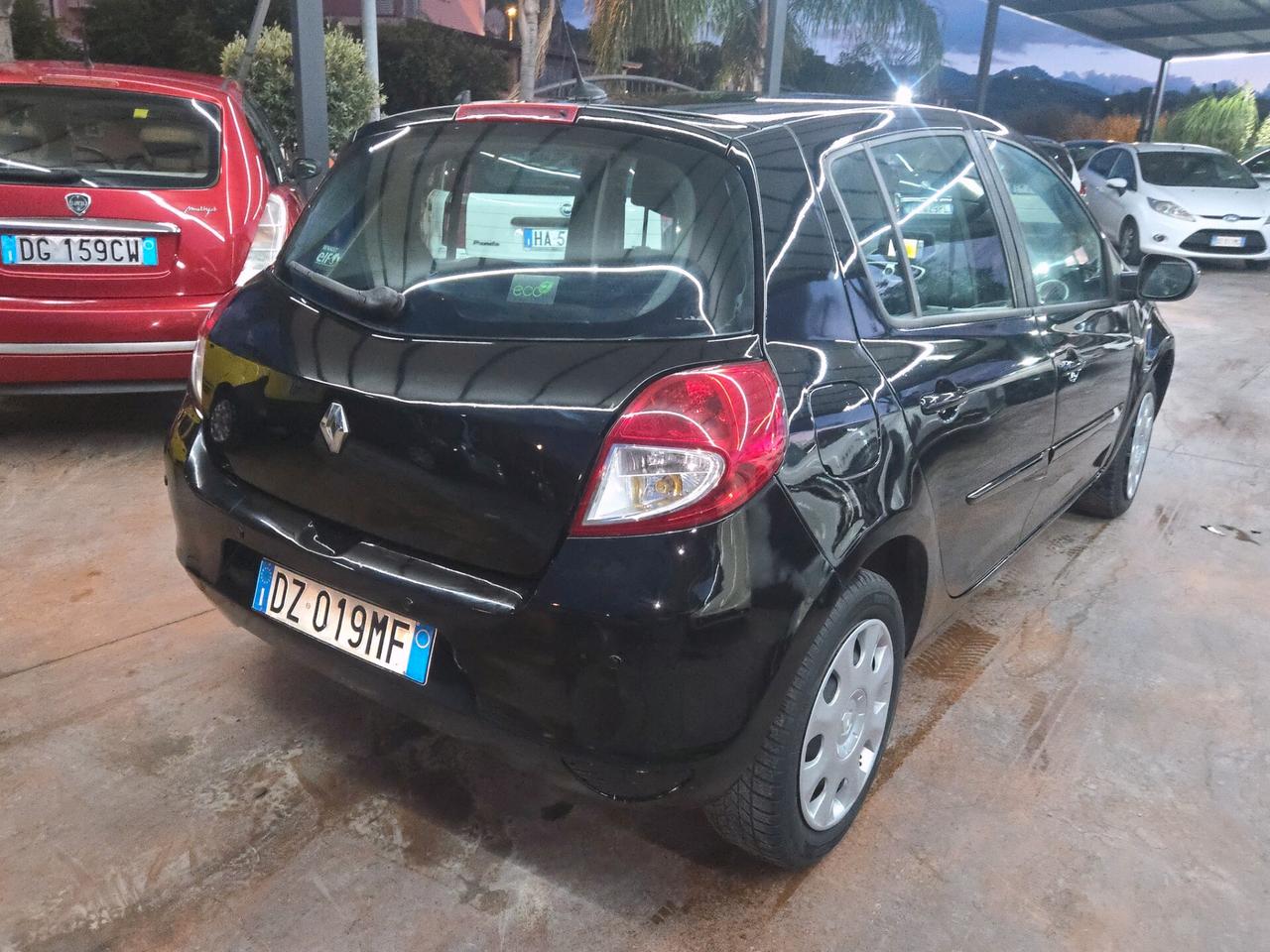 Renault Clio 1.2 16V 5 porte GPL Dynamique