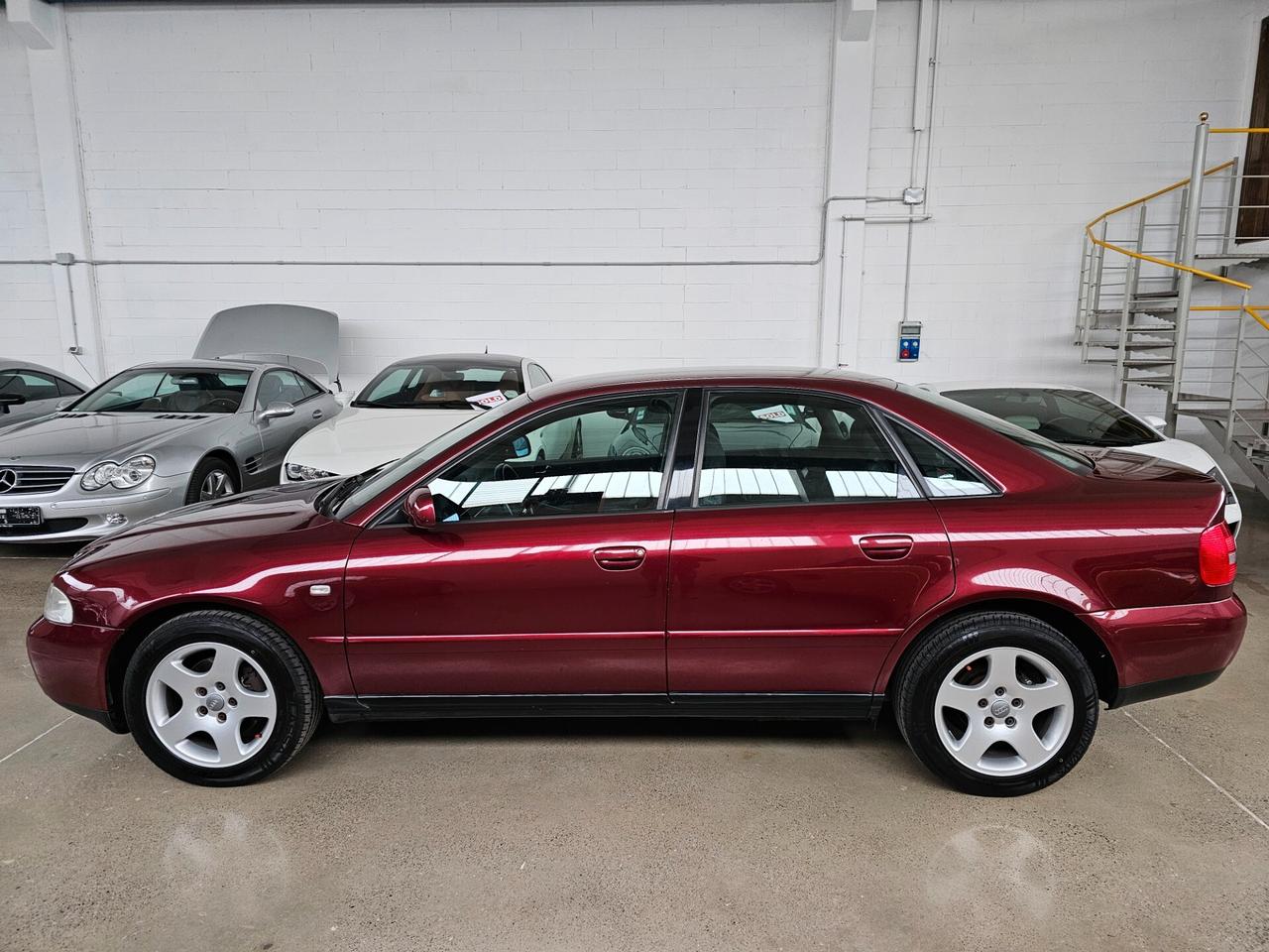 Audi A4 1.8 T 20V cat Ambiente