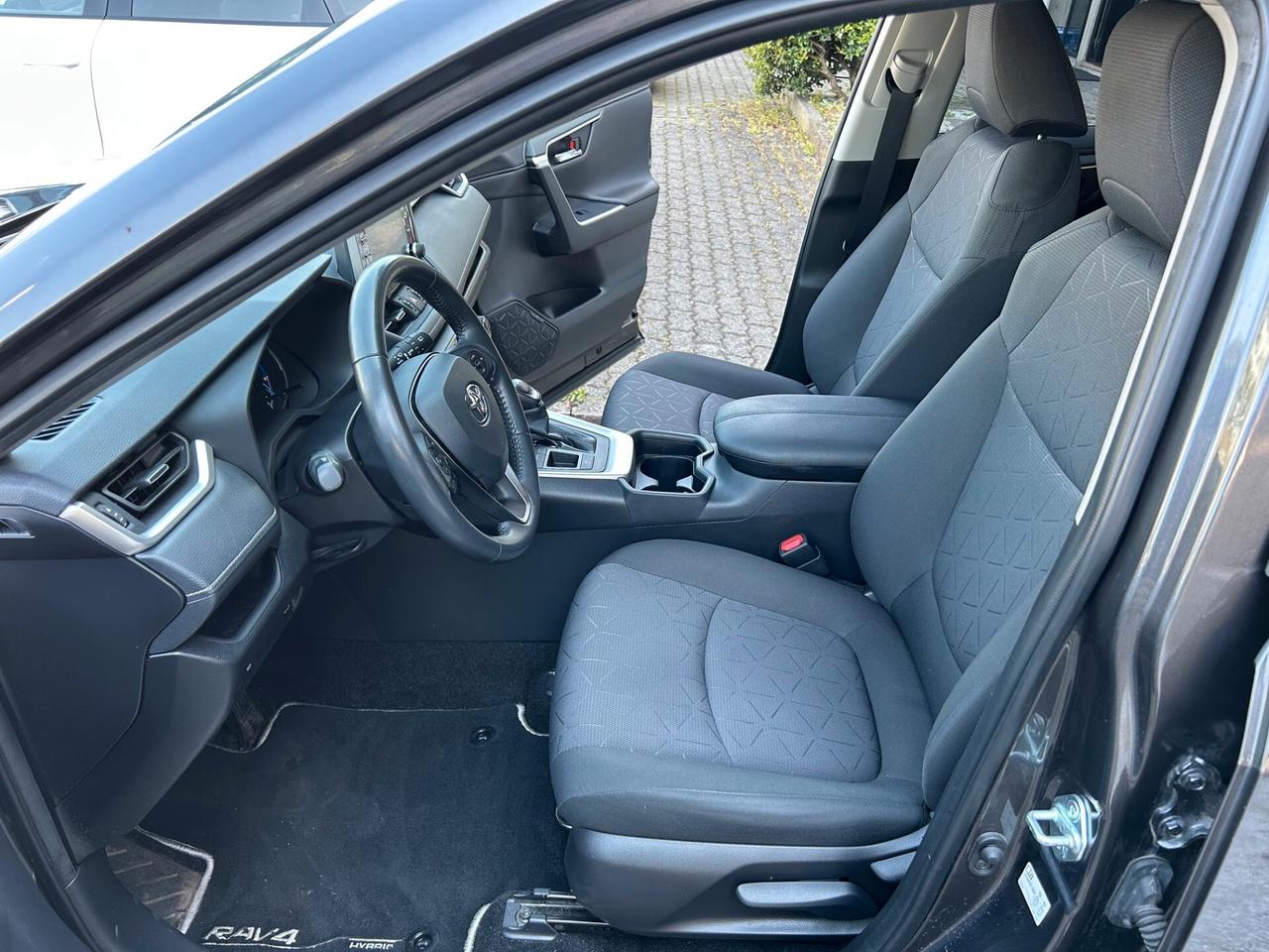 Toyota RAV 4 2.5 vvt-ie h Business 2wd 218cv e-cvt
