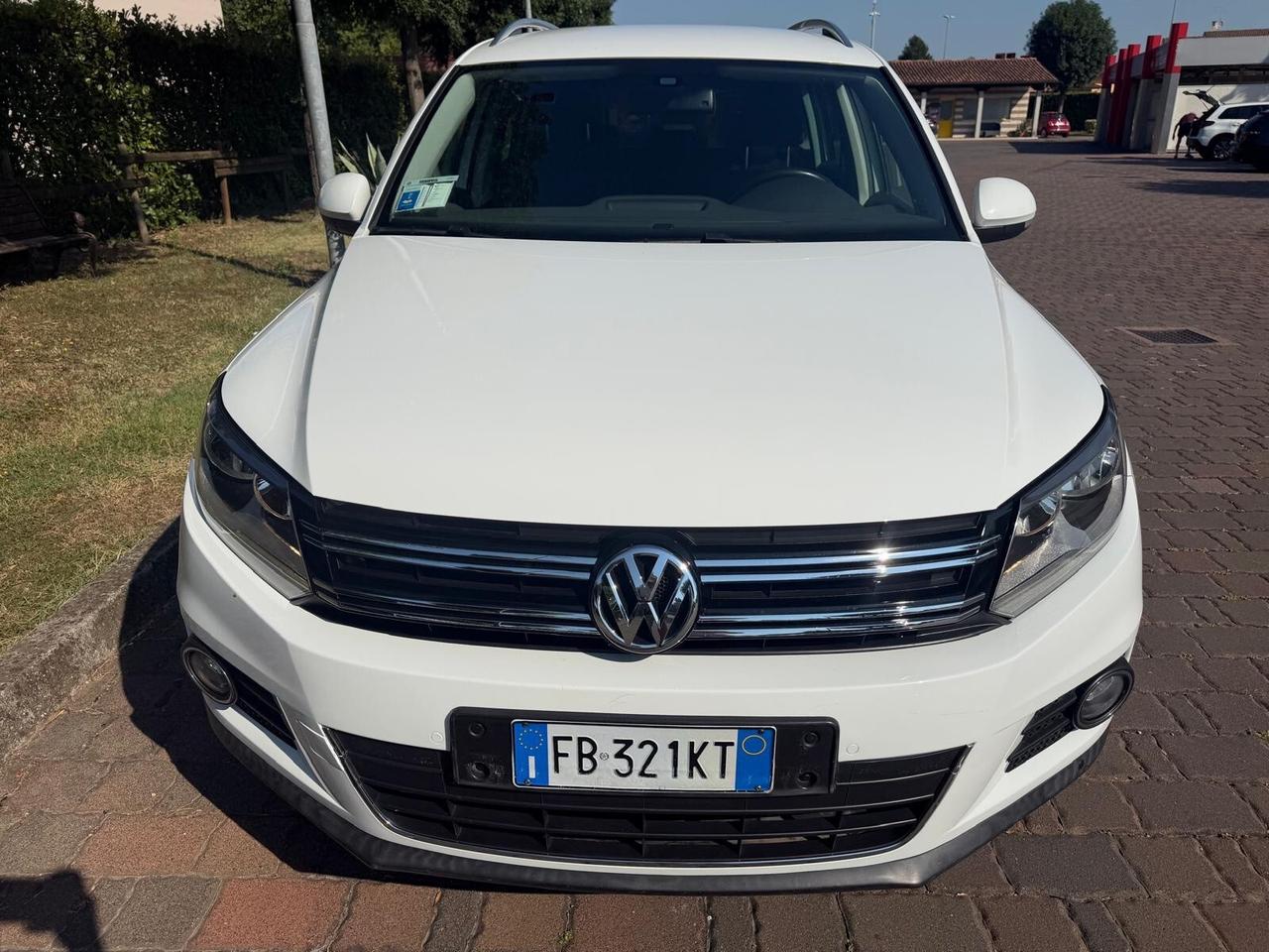 Volkswagen Tiguan 2.0 TDI 110 CV Sport & Style BlueMotion
