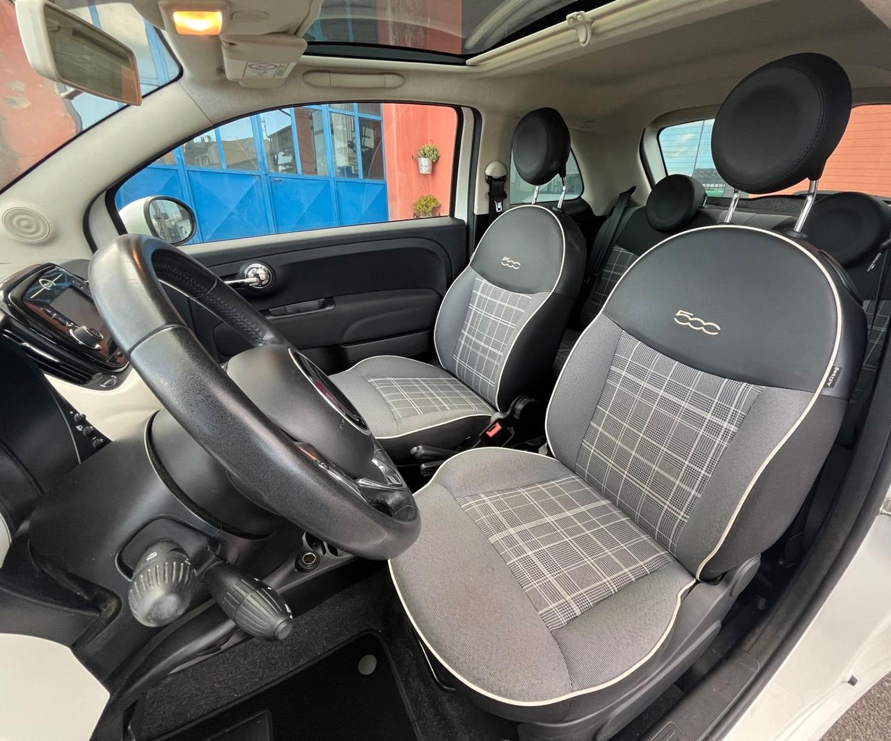 Fiat 500 1.2 Lounge-km 77500-