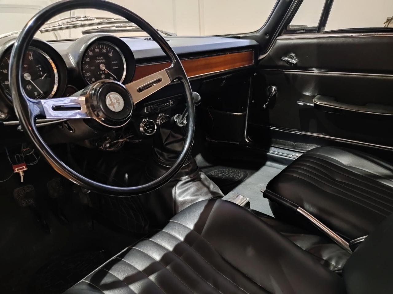 Alfa Romeo GT Gt1300Junior - Scalino - Restauro totale