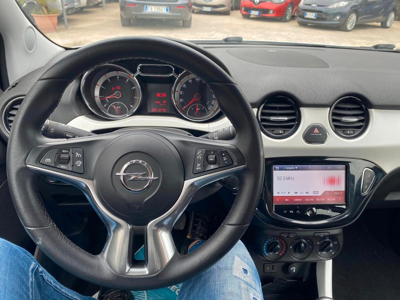 Opel Adam 1.2 70 CV