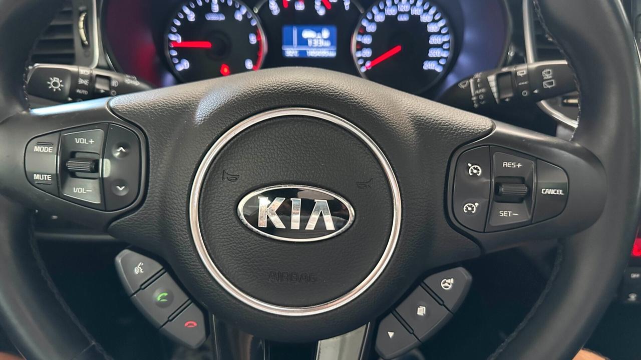 Kia Carens 1.7 CRDi 115 CV Class "Ben curata in tutto"