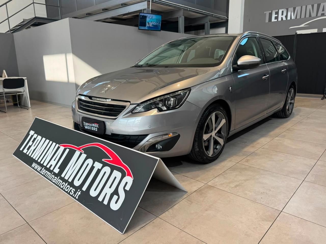 Peugeot 308 SW 1.6 HDI 115cv ALLURE