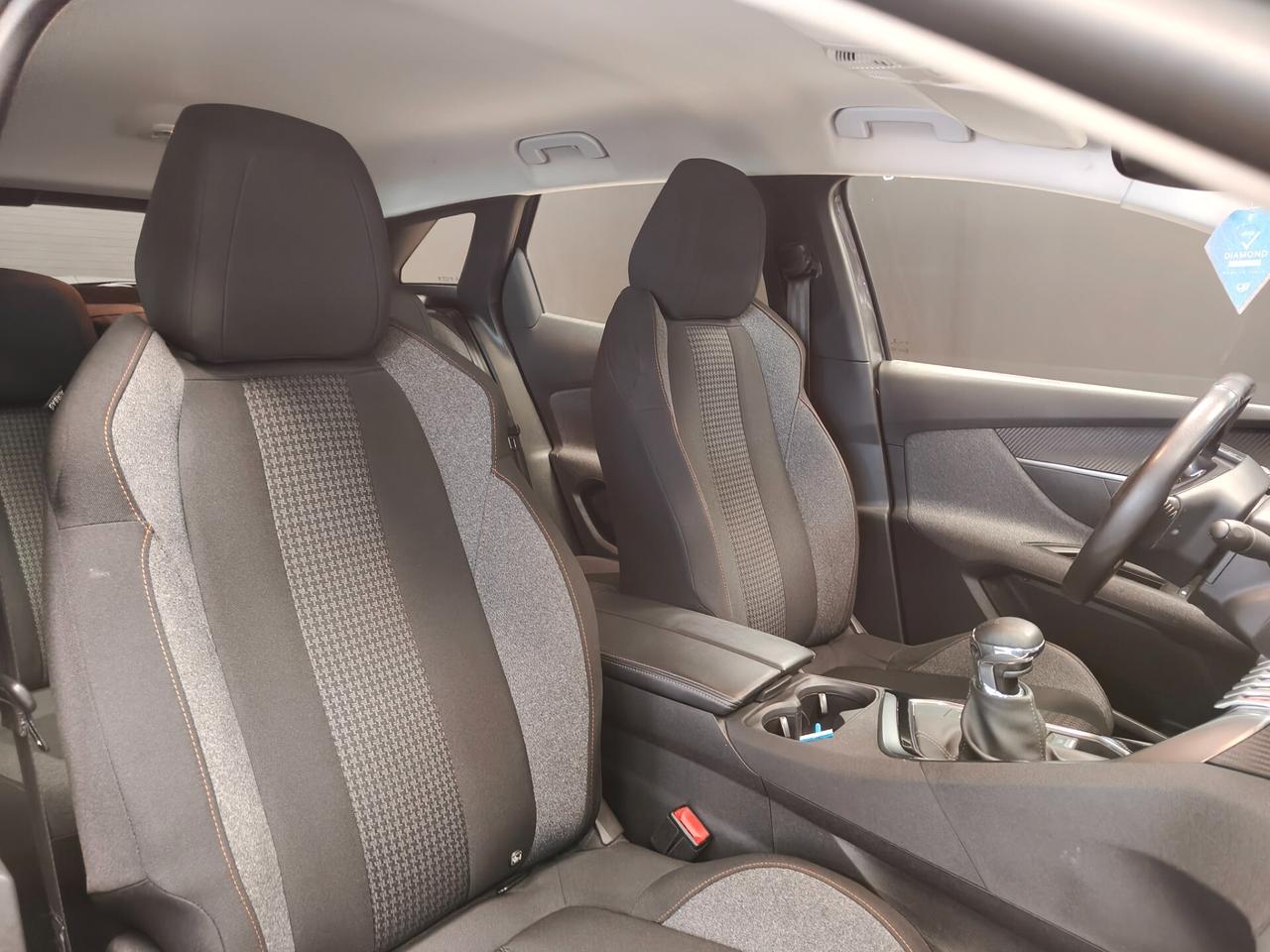 Peugeot 3008 BlueHDi 130 S&S Active Pack
