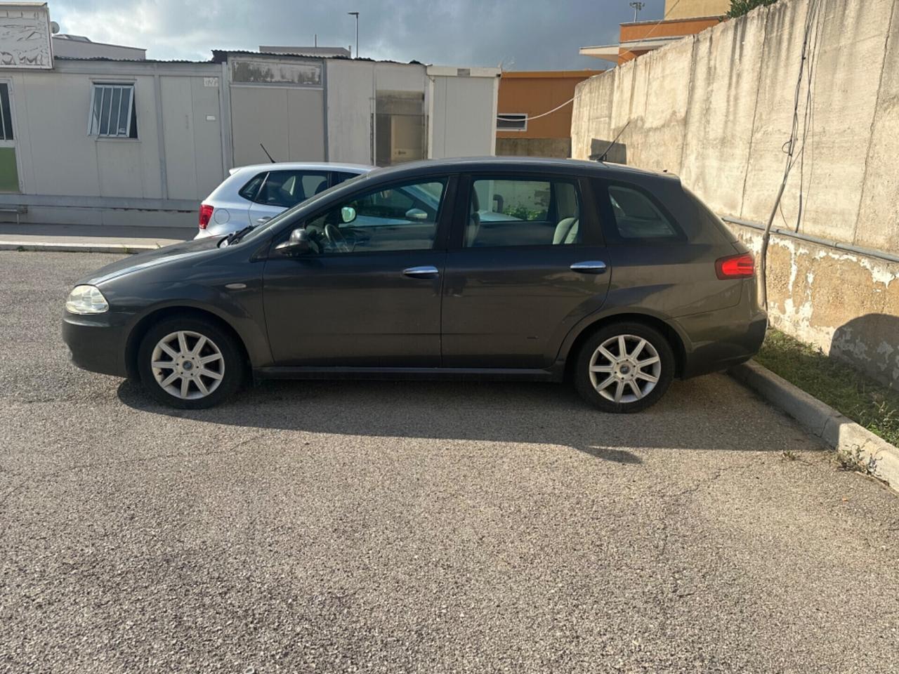 Fiat Croma 1.9 Multijet Active