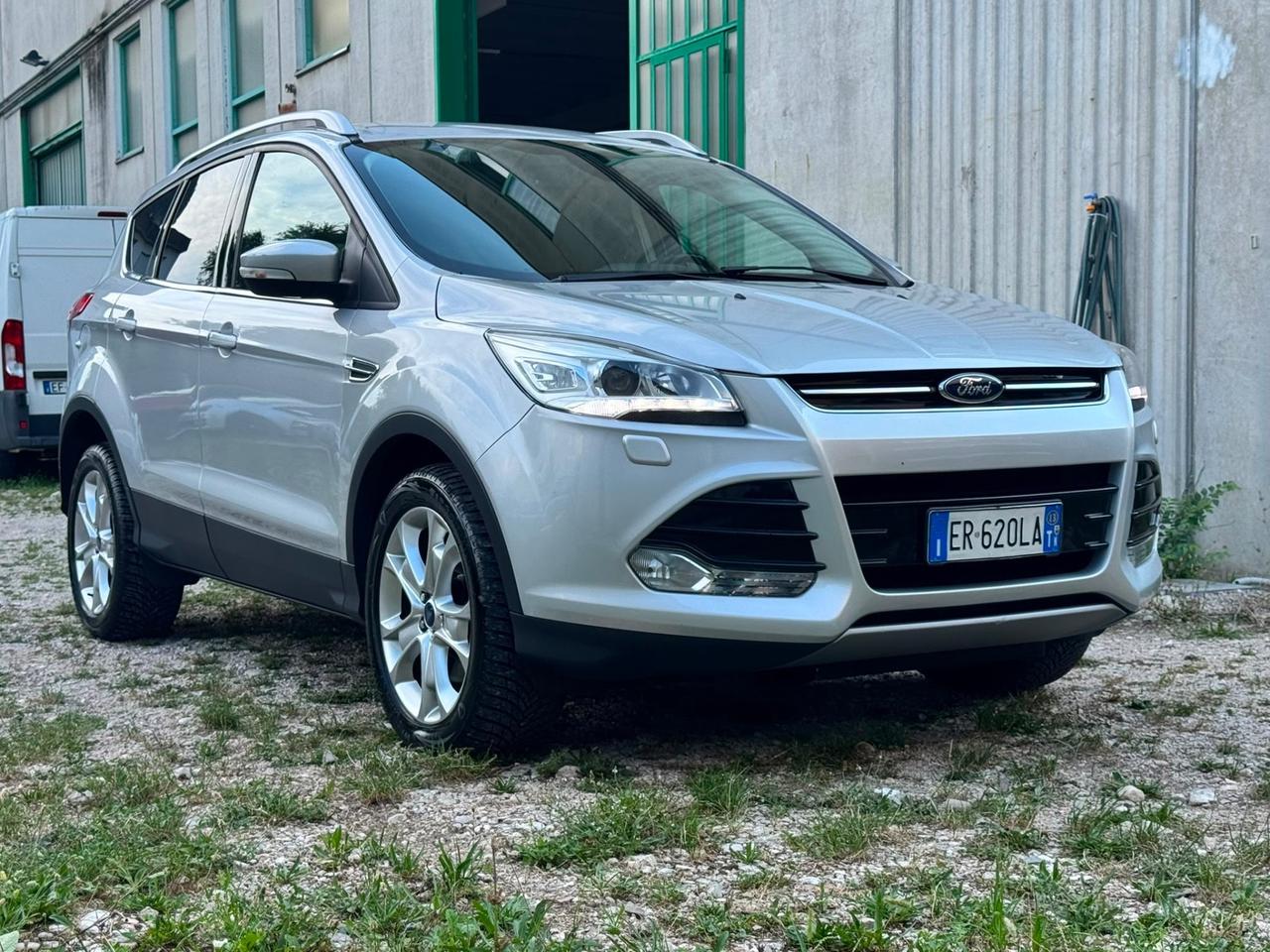 Ford Kuga 2.0 TDCI 163 CV 4WD Powershift Titanium