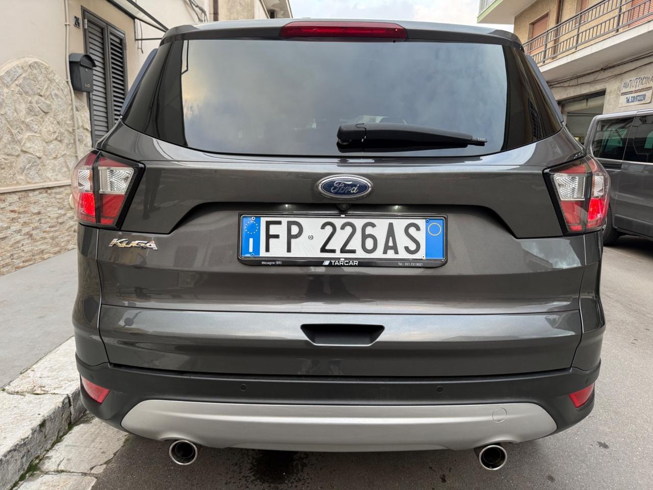 Ford Kuga 1.5 TDCI 120 CV S&S 2WD Powershift Titanium