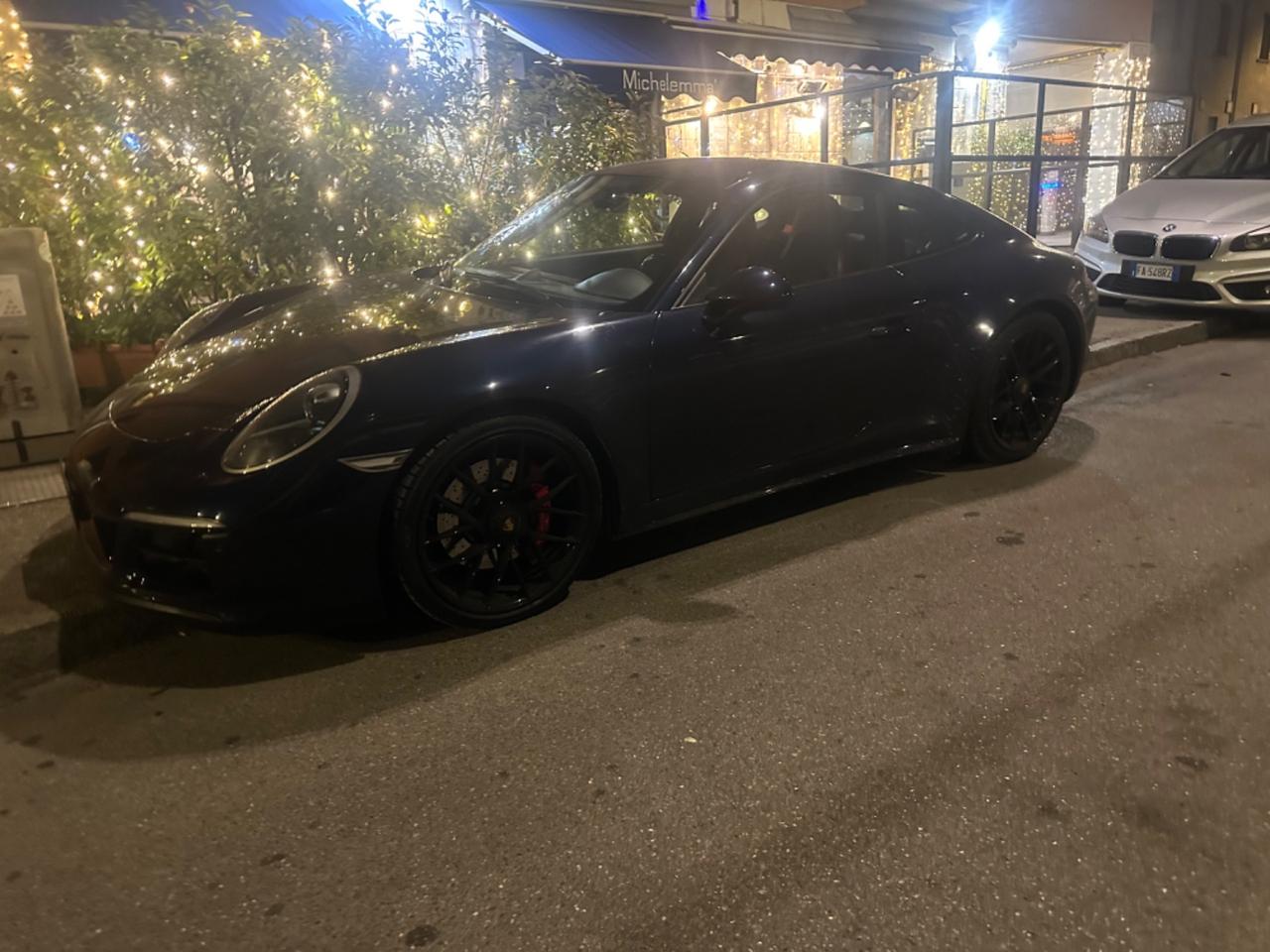 Porsche 911 3.0 Carrera 4 GTS Coupé