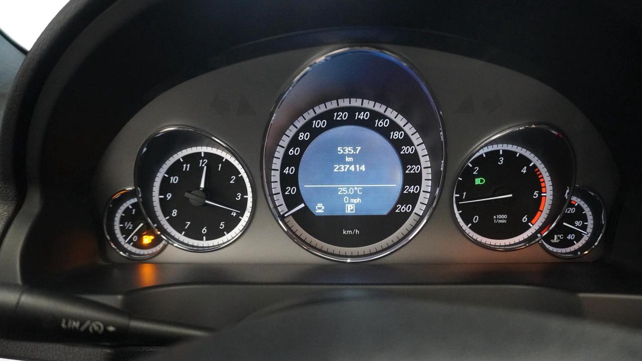 Mercedes E 250 CDI 204cv Coupe' Biturbo Avantgarde AMG 2011