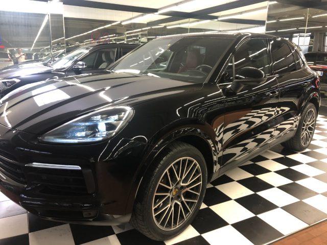 PORSCHE Cayenne 3.0 V6