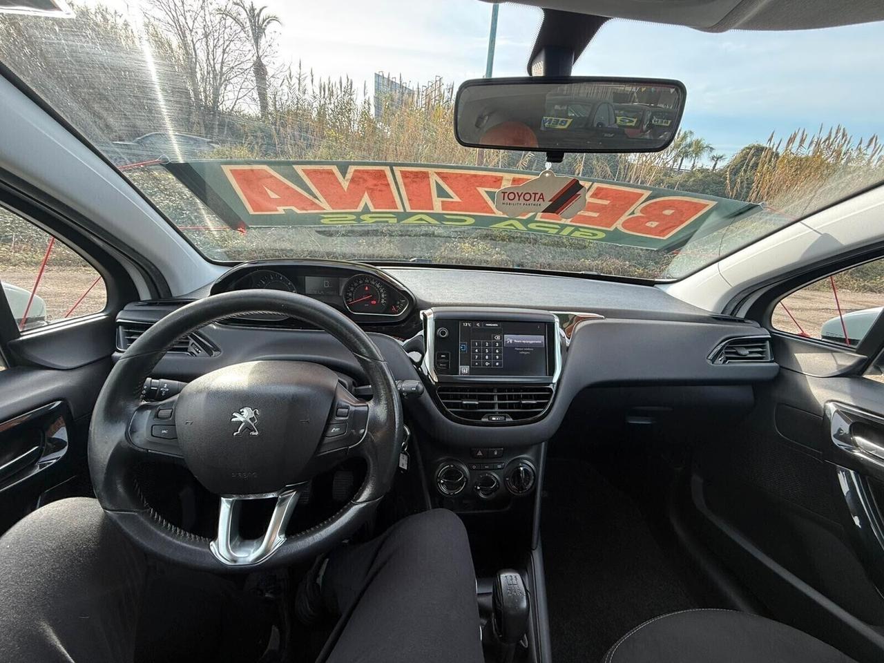 Peugeot 208 PureTech 82 3 porte Allure