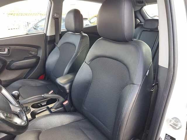 Hyundai ix35 1.7 CRDi 2WD Xpossible