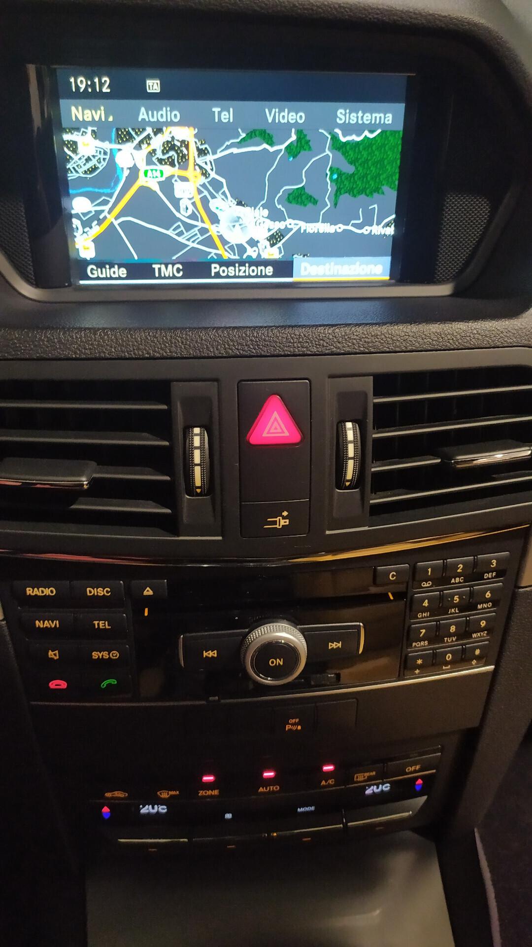 Mercedes-benz E 250 CGI BlueEFFICIENCY Executive GPL