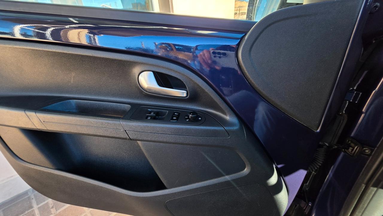 Volkswagen up! 1.0 5p. move